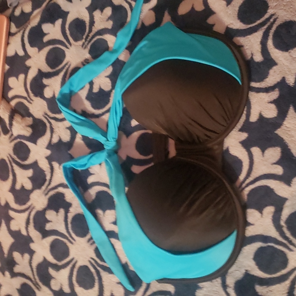 Bikini top